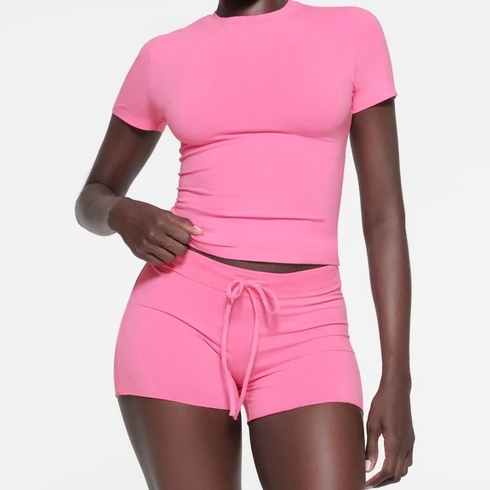 NWT🩷SKIMS Cotton Jersey Short in Sugar Pink size 3X